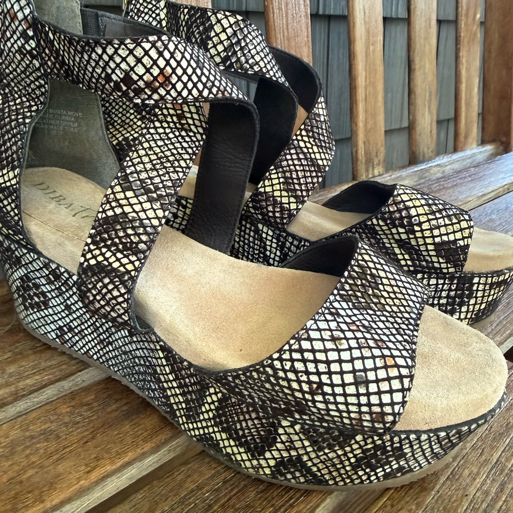 Wedge Platform Sandals in Snake Print